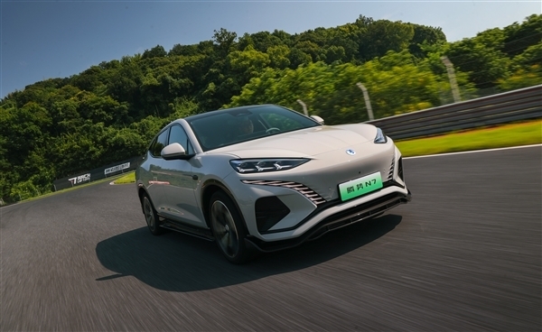 不是宋PLUS 比亞迪第500萬輛新能源車下線：殊榮給了騰勢N7