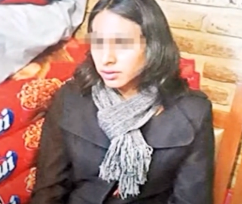 最邪門(mén)的作弊方法！印度老哥假扮女友參加考試，結(jié)果當(dāng)場(chǎng)被抓