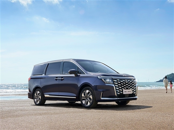 算力是高通8155兩倍 華為新一代座艙芯片麒麟9610A揭曉：江淮新MPV用上