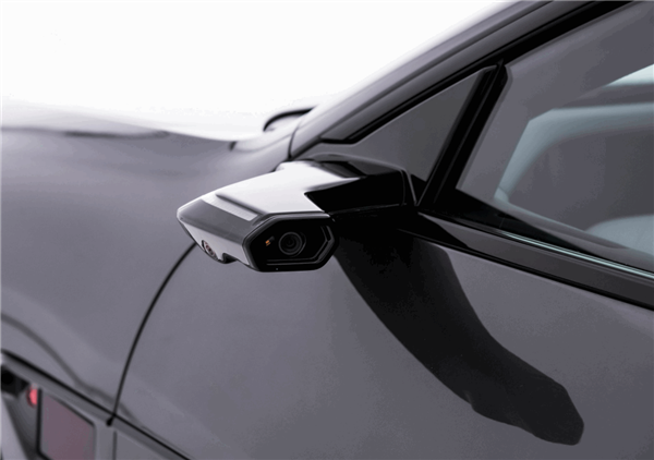 30.08萬起還送3萬權(quán)益！華為系又添強將：阿維塔12上市72小時大定超1.1萬