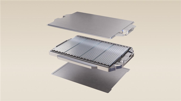 蔚來(lái)ET9正式發(fā)布！李斌：全球當(dāng)之無(wú)愧的行政、技術(shù)旗艦