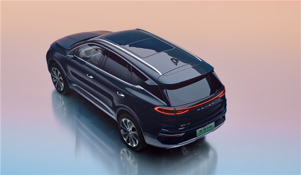 奔馳味濃厚！6座版騰勢N8官宣：或售30多萬要打理想L8