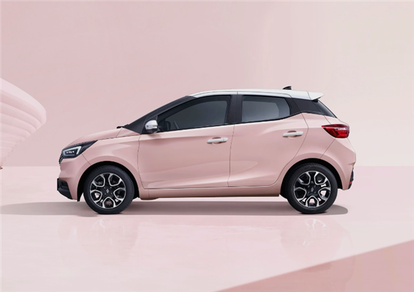 純電版“本田飛度”來(lái)了！江鈴易至EV3青春版即將上市：或售5-7萬(wàn)元