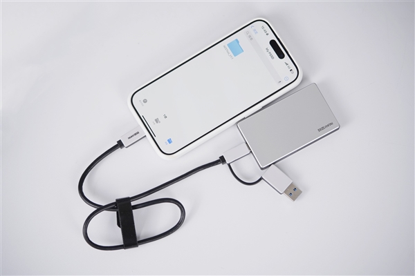 疾速2000MB/s！長江存儲致態(tài)靈先鋒版移動SSD圖賞