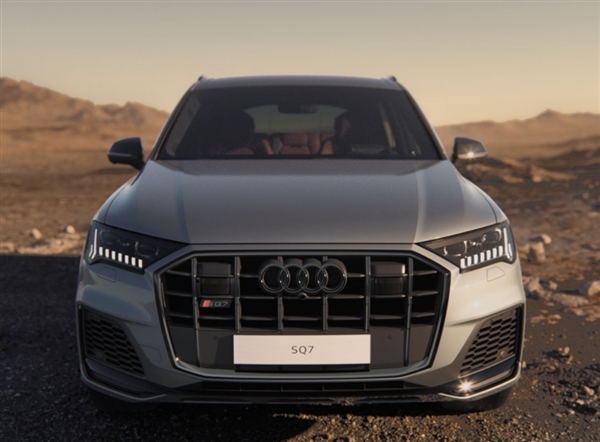 最低調(diào)的性能SUV！全新奧迪SQ7開啟交付：搭載4.0T V8雙渦輪增壓發(fā)動(dòng)機(jī)