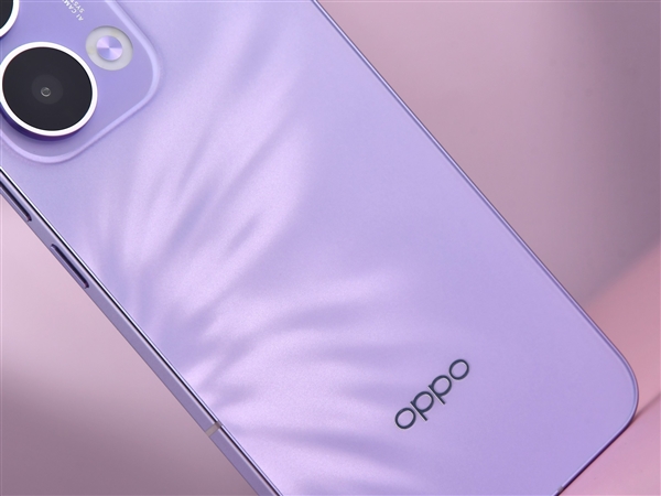 超美小直屏！OPPO Reno13外觀賞析