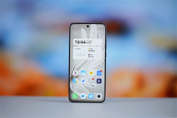 185g機(jī)身塞下6500mAh大電池！vivo S20圖賞