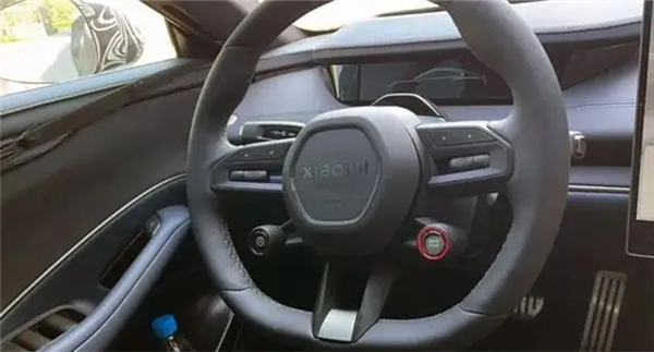 雷軍致敬華為！劇透小米SU7：有點貴、是“有理由的貴”