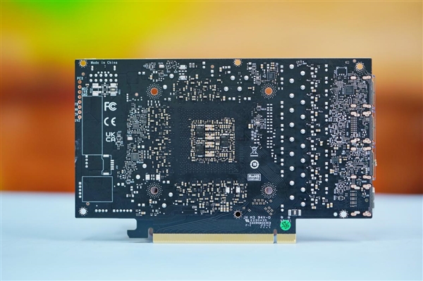 鋁合金打造！影馳RTX 4070 Ti SUPER金屬大師顯卡圖賞