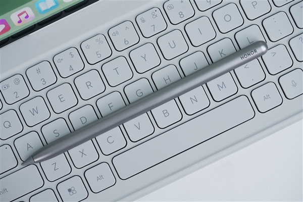 3K 144Hz OLED大屏！榮耀平板MagicPad2圖賞