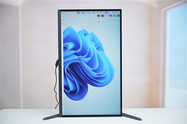 360Hz超高刷新率！技嘉AORUS FO27Q3顯示器圖賞