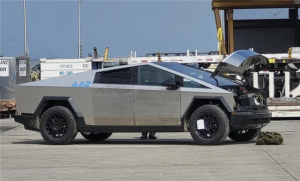 特斯拉電動皮卡動力細節(jié)曝光：雙電機版本得到證實