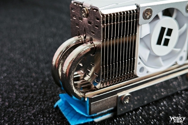 徹底解決高性能SSD過熱問題！利民HR-10 2280 PRO散熱器上手