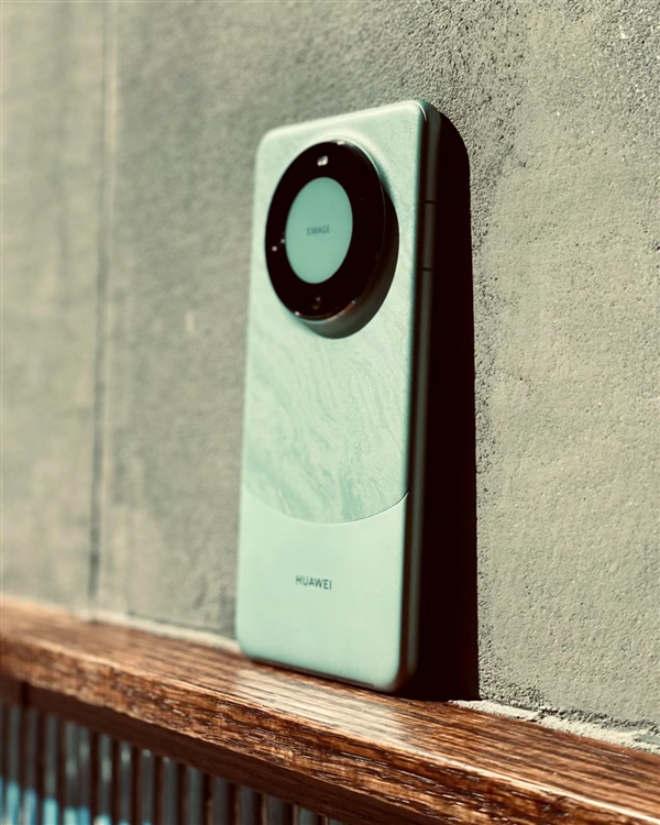 華為Mate 60 Pro 治好了我的“大屏恐懼”