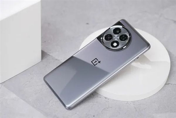 驍龍8 Gen3旗艦要漲價(jià)？這四款16+1TB手機(jī)雙11太香了！