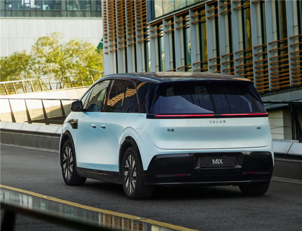 27.99萬的極氪MIX是不便宜 但我真的不想它失敗