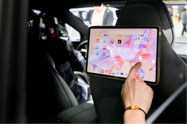 超越華為的只有華為 余承東：智界S7至少領(lǐng)先業(yè)界一代以上