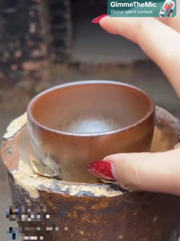 直播間里賣到幾十的塑料王八：把奧運(yùn)冠軍也收割了