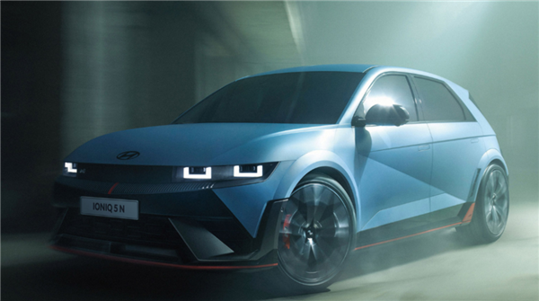 39.88萬(wàn)的韓國(guó)電車(chē) 我竟然覺(jué)得它有點(diǎn)便宜