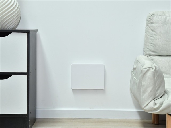 中興晴天墻面路由器全面評(píng)測(cè)：一貼上墻凌亂桌面拯救者