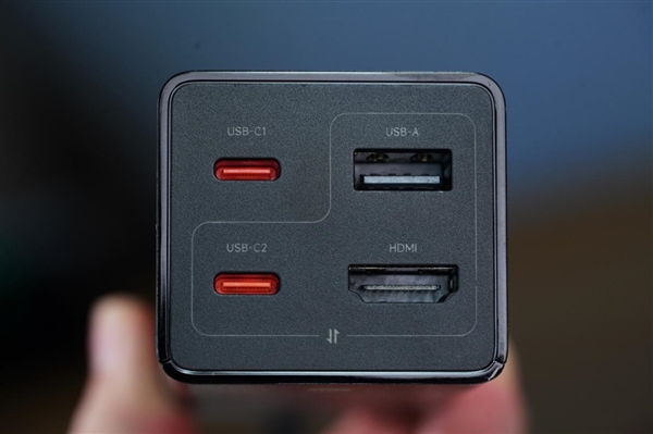 七合一接口！小米67W桌面快充插座Pro圖賞