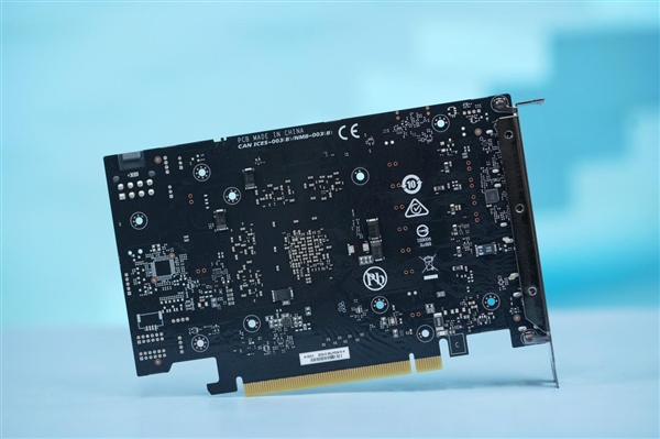 支持雙BIOS功能！獵鷹RTX 4060 Ti Eagle圖賞