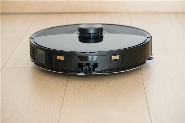 11000Pa暴風吸力+四區(qū)雙震！石頭自清潔掃拖機器人G20S圖賞