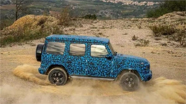 比亞迪仰望U8最強對手：奔馳純電“大G”諜照曝光 年底首發(fā)亮相