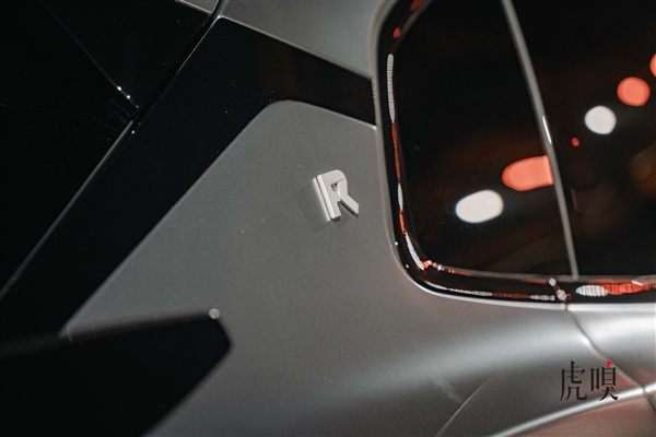 馬斯克的舒適圈 快被極氪打破了