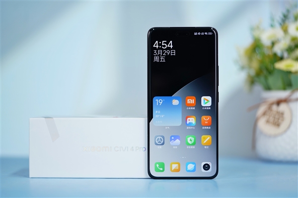 黑白經(jīng)典撞色！小米Civi4 Pro黑與白版圖賞