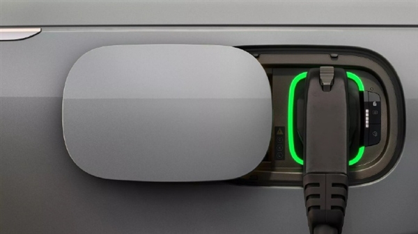 路虎攬勝純電版官宣：品牌史上最安靜、最精致的車型