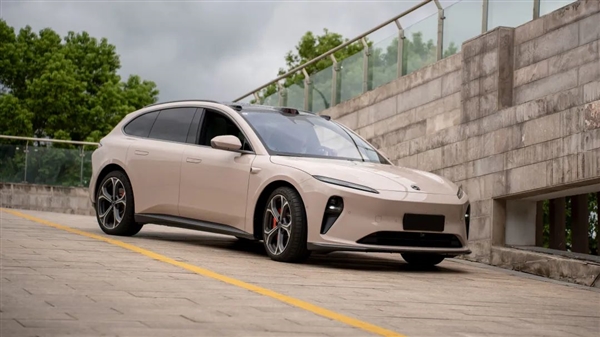 試駕完蔚來ET5T 我的臉被打得啪啪響