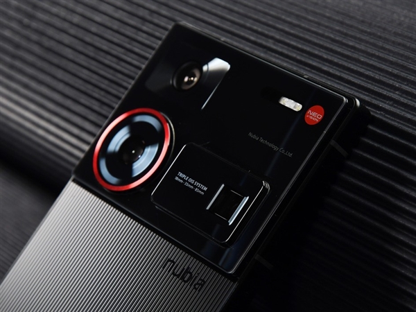 最強真全面屏旗艦！努比亞Z60 Ultra領先版上手