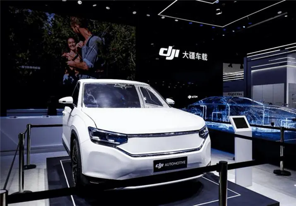 10萬的車加1萬 就能用城市NOA：這玩意兒靠譜嗎