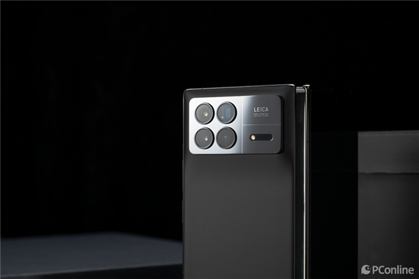 小米MIX Fold 3上手：既全能又輕薄 最完美折疊屏