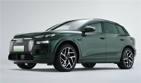 奧迪玩起智駕 這次憋了個大的