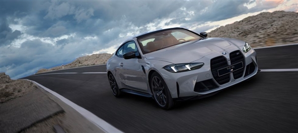 最快3.5秒破百 燃油性能車新款寶馬M4國(guó)內(nèi)交付：89.39萬起