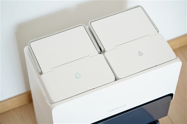 11000Pa暴風吸力+四區(qū)雙震！石頭自清潔掃拖機器人G20S圖賞