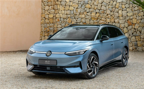 大眾首款純電旅行車！全新ID.7 Tourer發(fā)布：續(xù)航可達685公里
