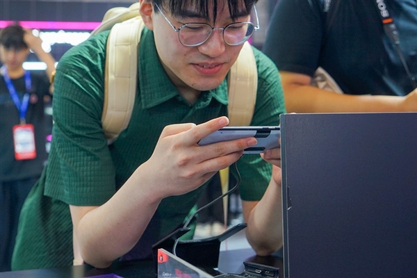 ChinaJoy 2023驍龍館回顧：別只想著游戲 還有小姐姐