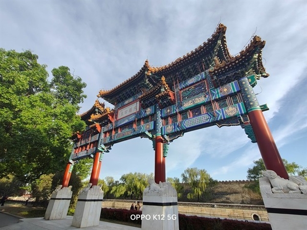 百瓦快充+5500mAh大電池同檔罕見！OPPO K12上手