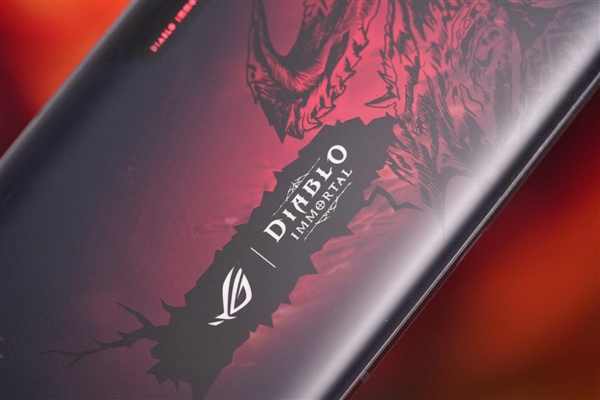 讓玩家心動的定制 ROG 6游戲手機《暗黑破壞神：不朽》典藏限量版圖賞