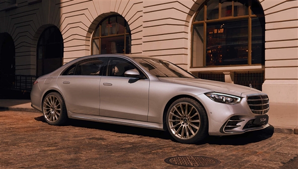 真就“不坑窮人” 因車身穩(wěn)定系統(tǒng)故障  奔馳召將回3.2萬(wàn)輛S級(jí)EQS級(jí)轎車