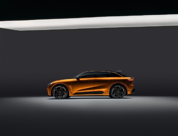 零百加速2秒以內(nèi)！Mullen Five RS首發(fā)亮相：動(dòng)力超越1000匹