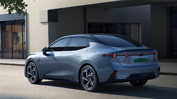 電池采用直冷技術(shù)！領(lǐng)克07 EM-P高溫極限續(xù)航里程超1756KM