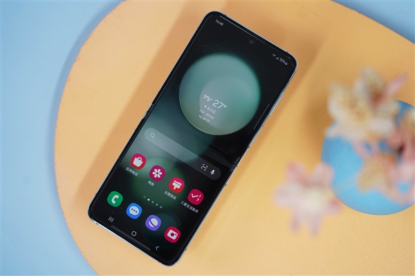 性能最強(qiáng)小折疊屏！三星Galaxy Z Flip5圖賞