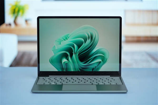 3:2生產(chǎn)力觸控屏！微軟Surface Laptop Go 3圖賞