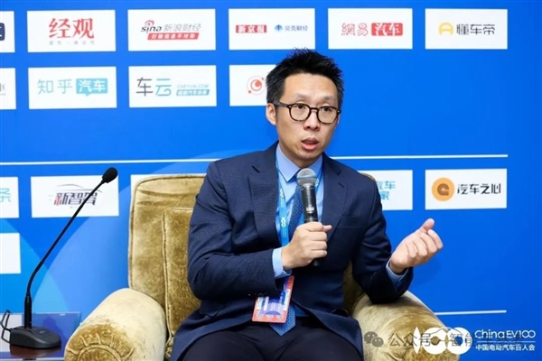 小米汽車越火爆：極越越懷才不遇