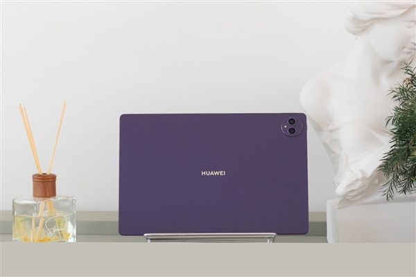 與大自然約“繪” 華為平板×天生會(huì)畫App讓每個(gè)人都能成為藝術(shù)家(圖2) 與大自然約“繪” 華為平板×天生會(huì)畫App讓每個(gè)人都能成為藝術(shù)家