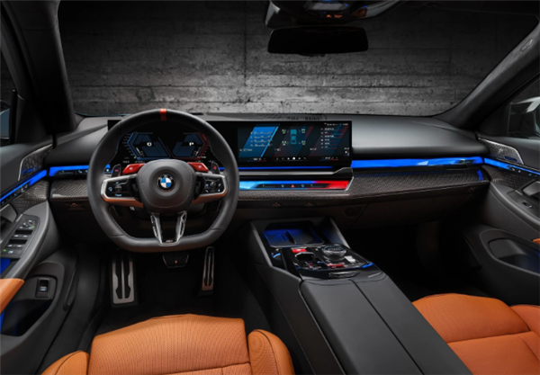 寶馬現(xiàn)役加速最快！全新M5 M Performance發(fā)布：搭載4.4升V8雙渦輪增壓+電機(jī)